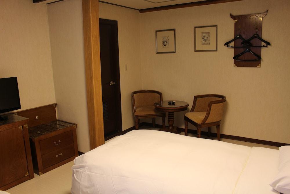 Hotel Crown Insadong Seoul Exterior foto